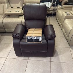 NEW RECLINER CHAIR