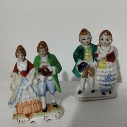 MC - VTG JAPANESE PORCELAIN COLONIAL  FIGURINE SET OF 2 - S1000