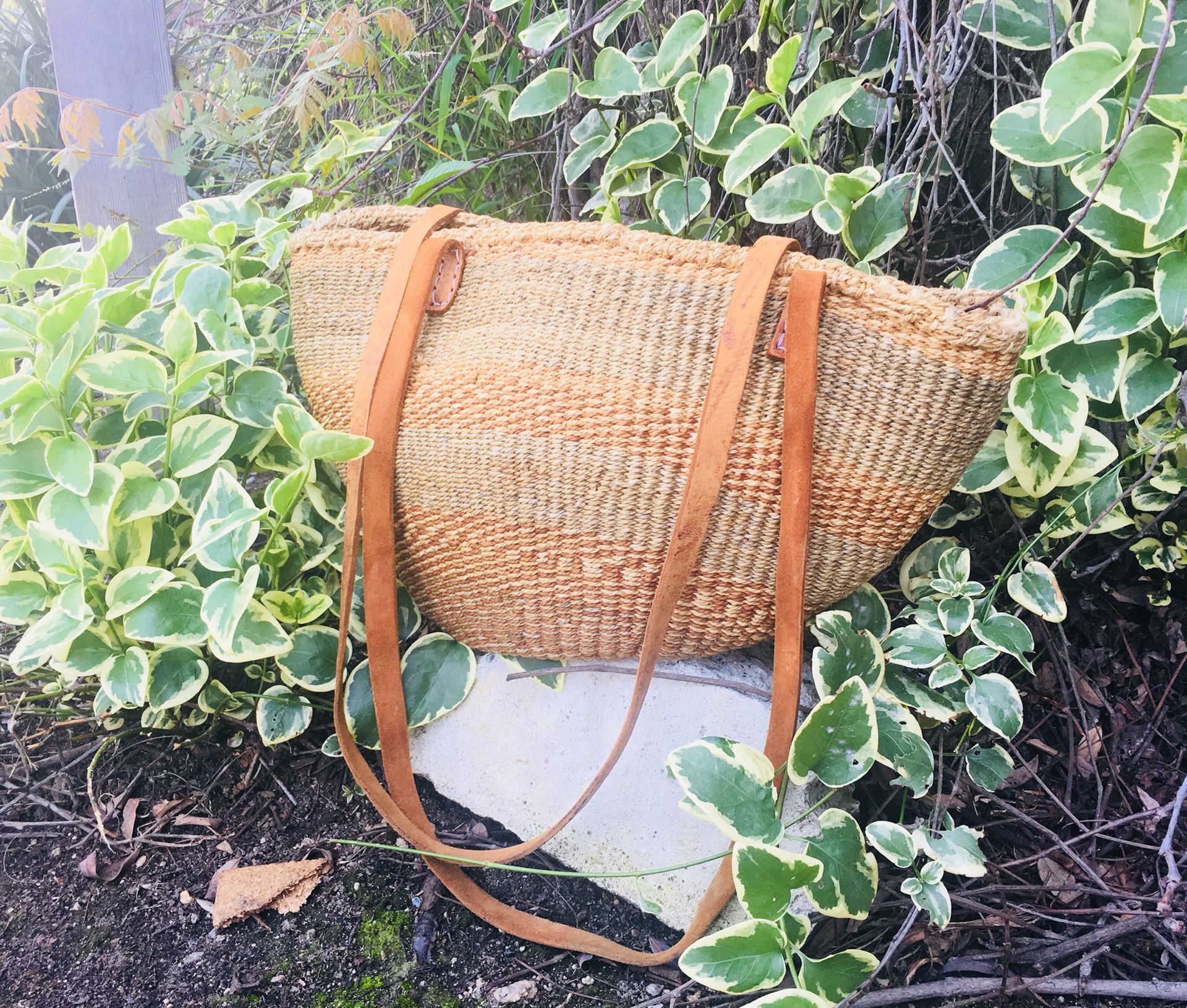 Original Throwback Vintage 1980’s Sisal Bag / Market Bag / Beach Bag