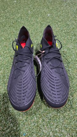 New Soccer Cleat Adidas Predator Accuracy. 1 size 10 100%authentic