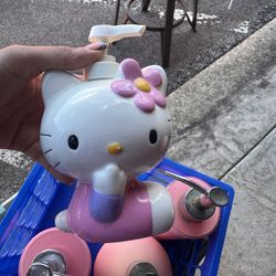 Pink Hello Kitty Soap Pumps
