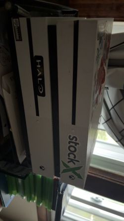 Xbox One S- you get both