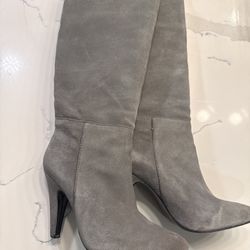 Steve Madden Grey Suede Boot. 8