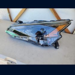 2023 - 2024 NISSAN ALTIMA LEFT
HEADLIGHT DRIVER SIDE LED GENUINE
USED OEM. AA3
