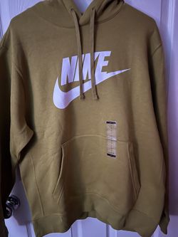 (L) Nike Sportswear Club Fleece