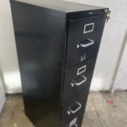 HON Metal File Cabinet (black) *Locking w/ Keys