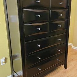 Clean and Nice Black 10 Drawer Chest/Tall Dresser.