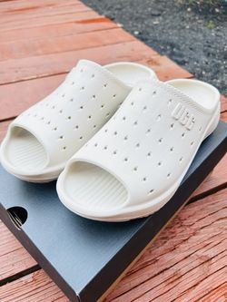 UGG SLIDE IT SANDAL SEA SALT - SIZE 9