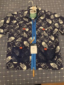 Braindead x Northface size Large