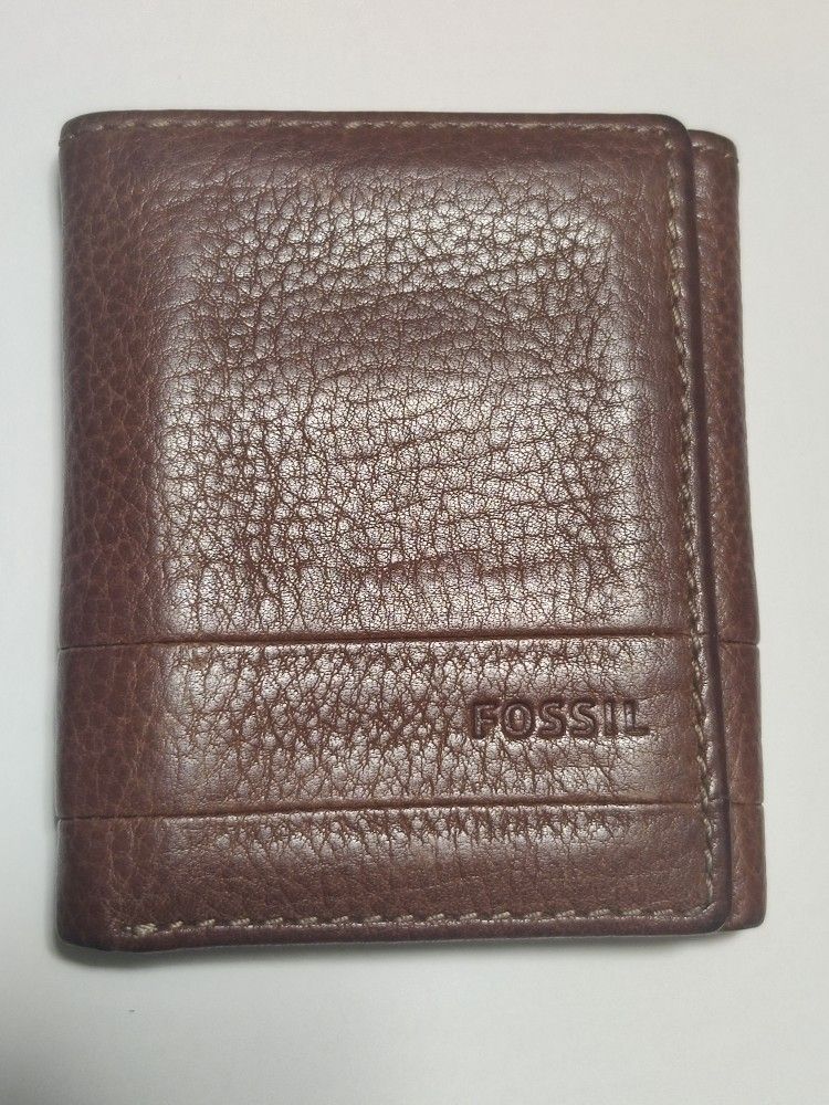 Fossil Trifold Genuine Leather Wallet