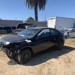 2013 Mazda 3 Part Out, Parts Only 