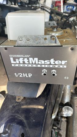 Lift master 1/2 Garage Motor