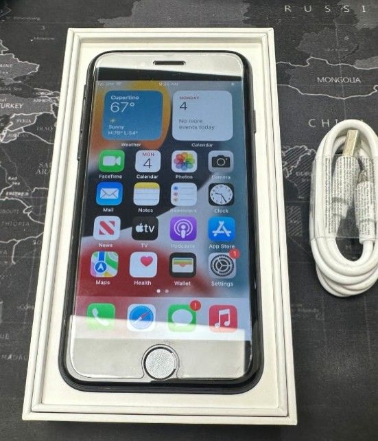 Apple iPhone 7 (A1660) – 32GB – Black UNLOCKED