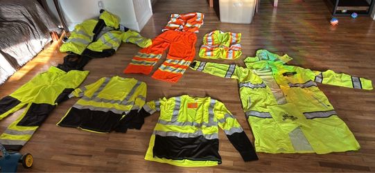 Assorted reflective work wear