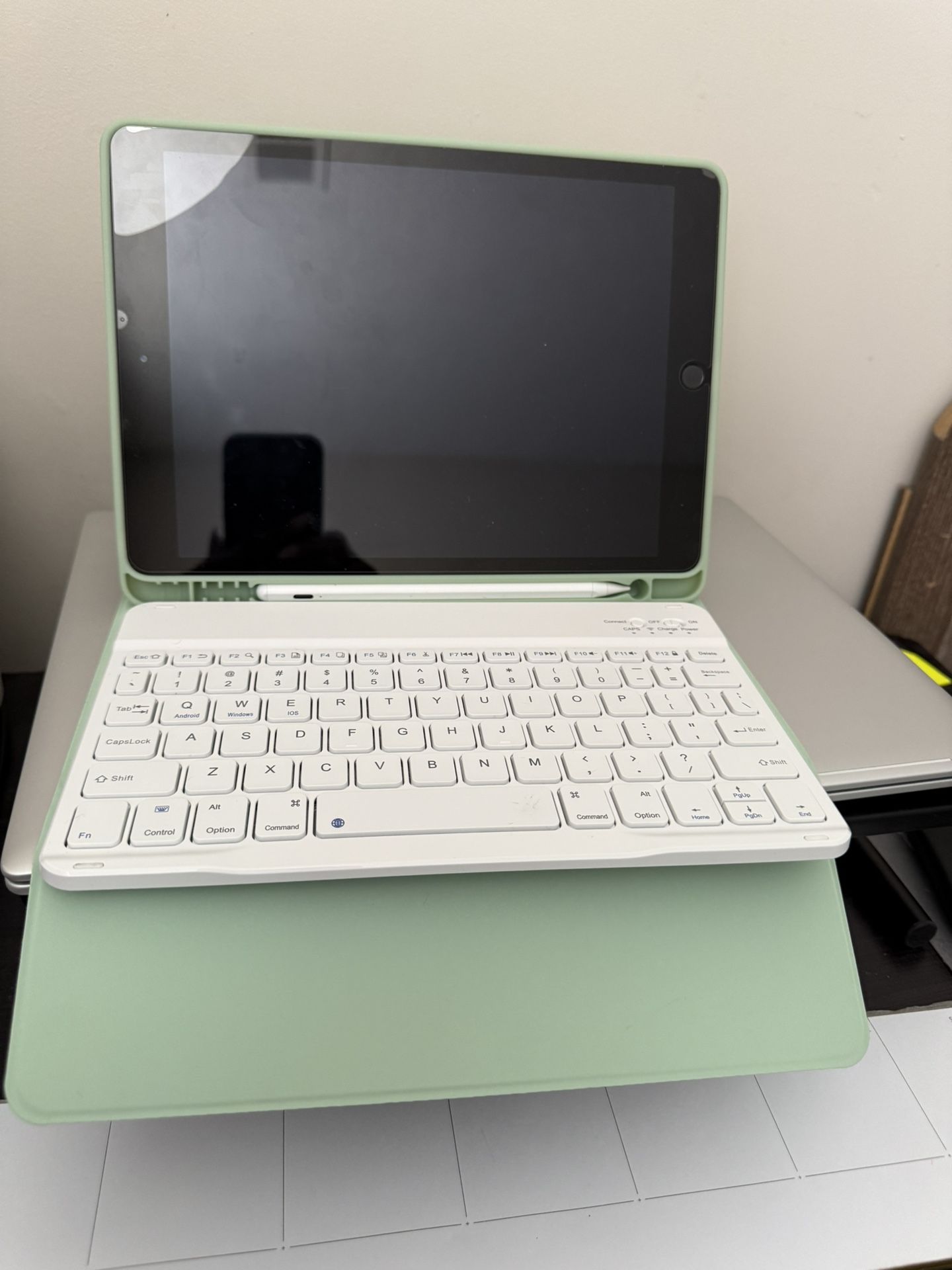 8th Gen iPad