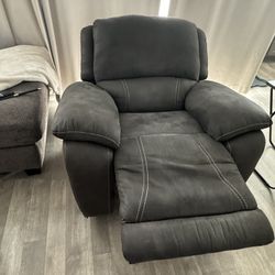 Sectional + recliner