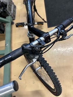Mountain Bike front steering shape like Bull horn
