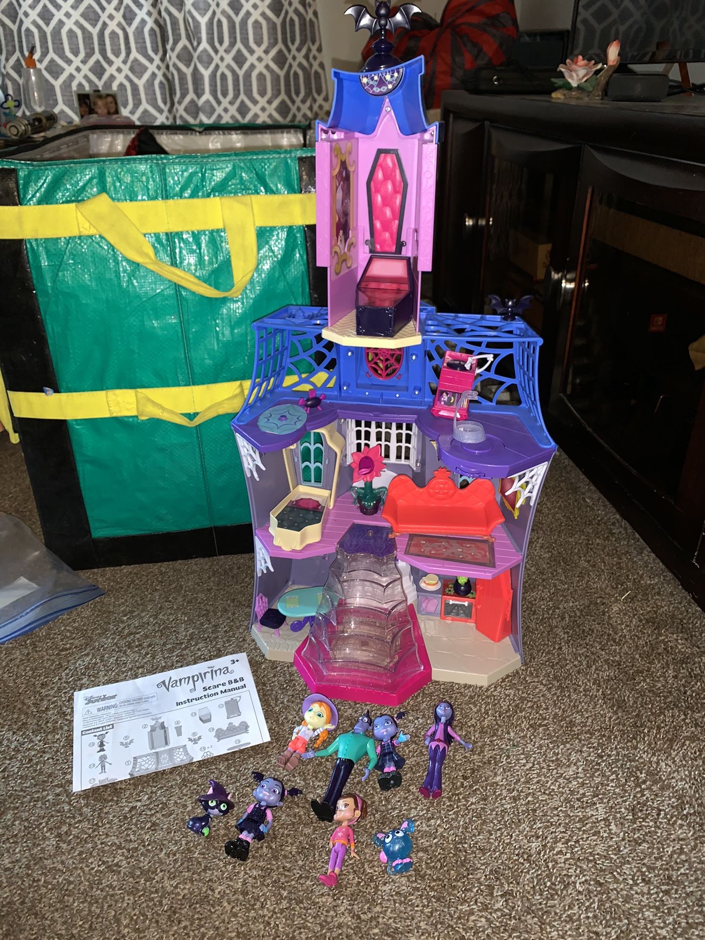 Vampirina Scare B b hidrocampo .br