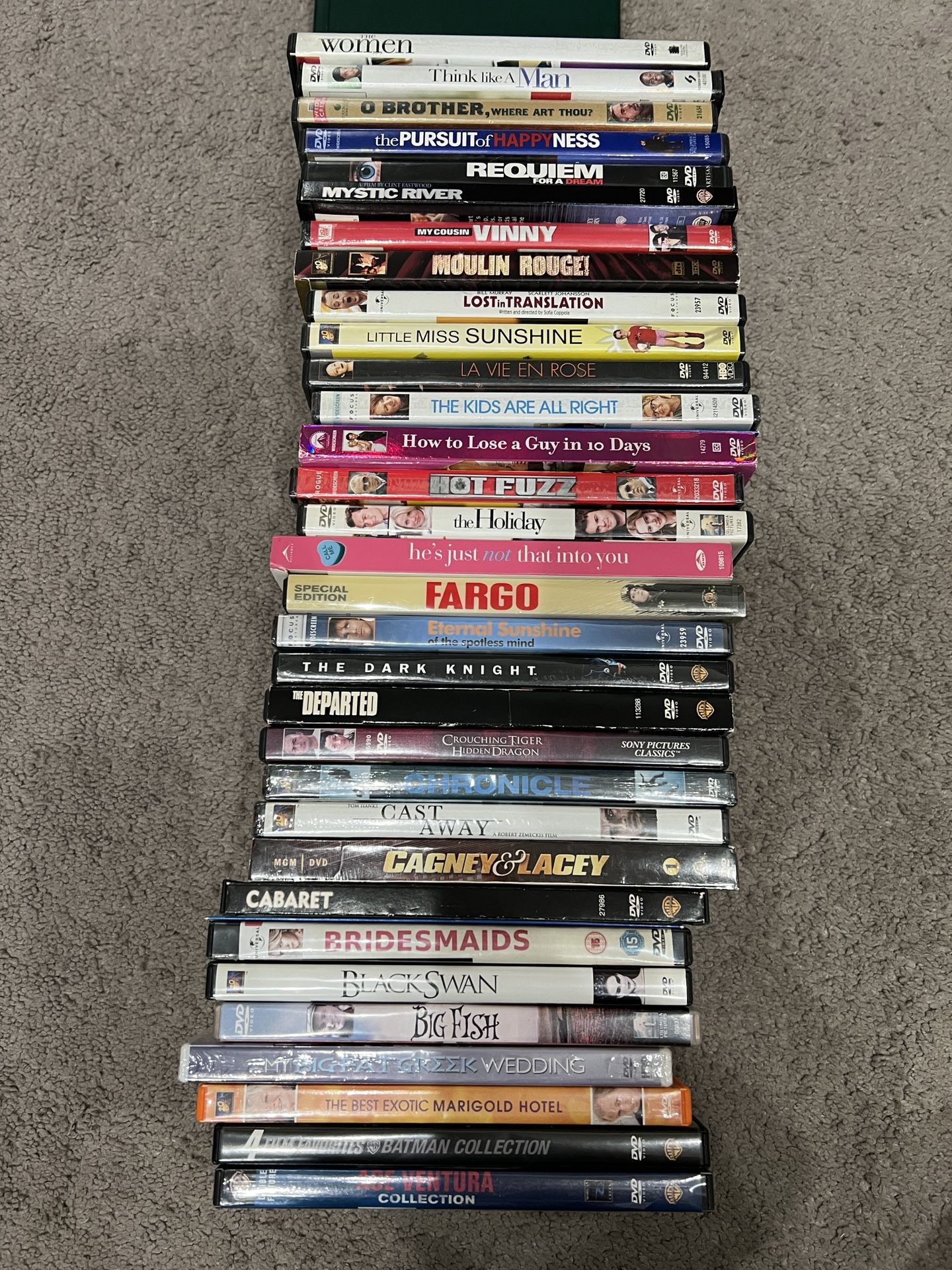 LOT OF 34 DVDs including a Full TV Season 1