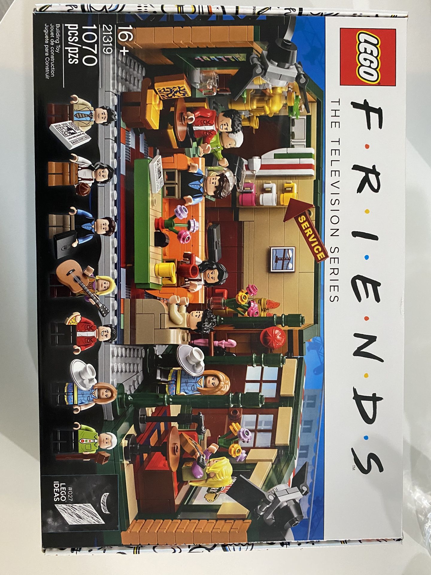 LEGO Ideas 21319 Central Perk Building Kit. New!