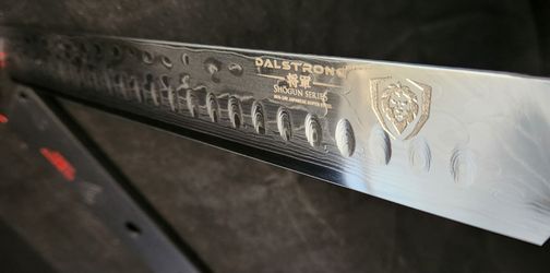 Dalstrong Shogun Series 12 Inch 66 Layer Damascus Japanese Steel Knife As New