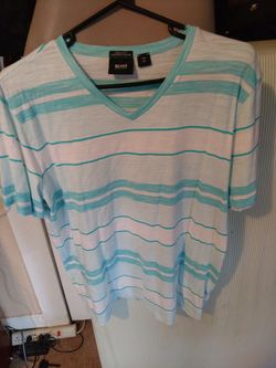 Nice V-neck shirt size XL