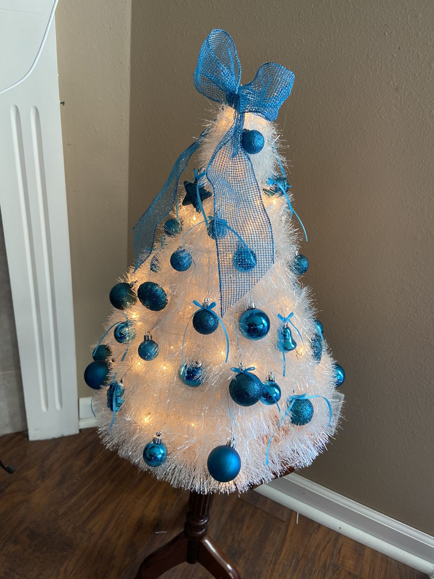 Handmade Table Top Tree