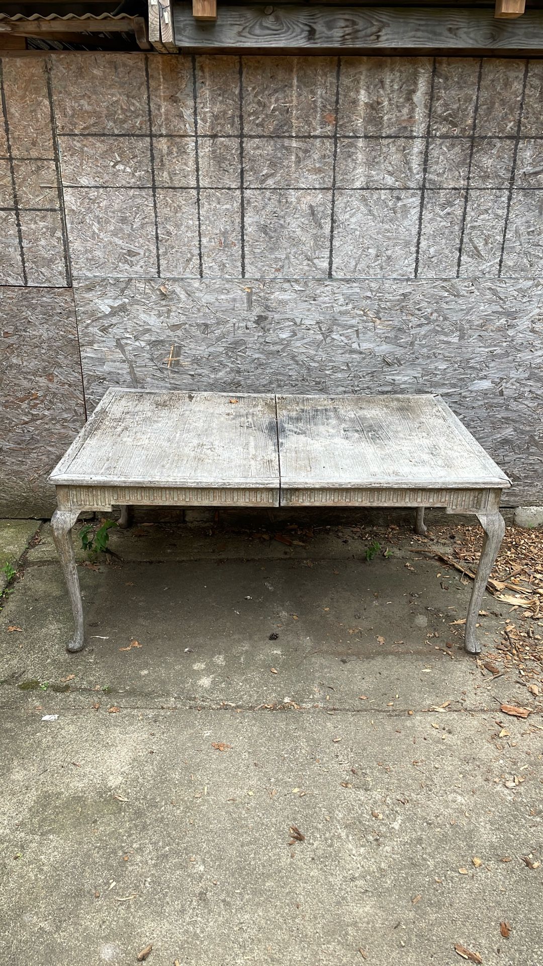 FREE table