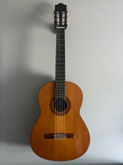 Yamaha C40 Classical Guitar