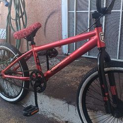Mongoose BMX Bike 20in New Tires,service Done Clean Bike 