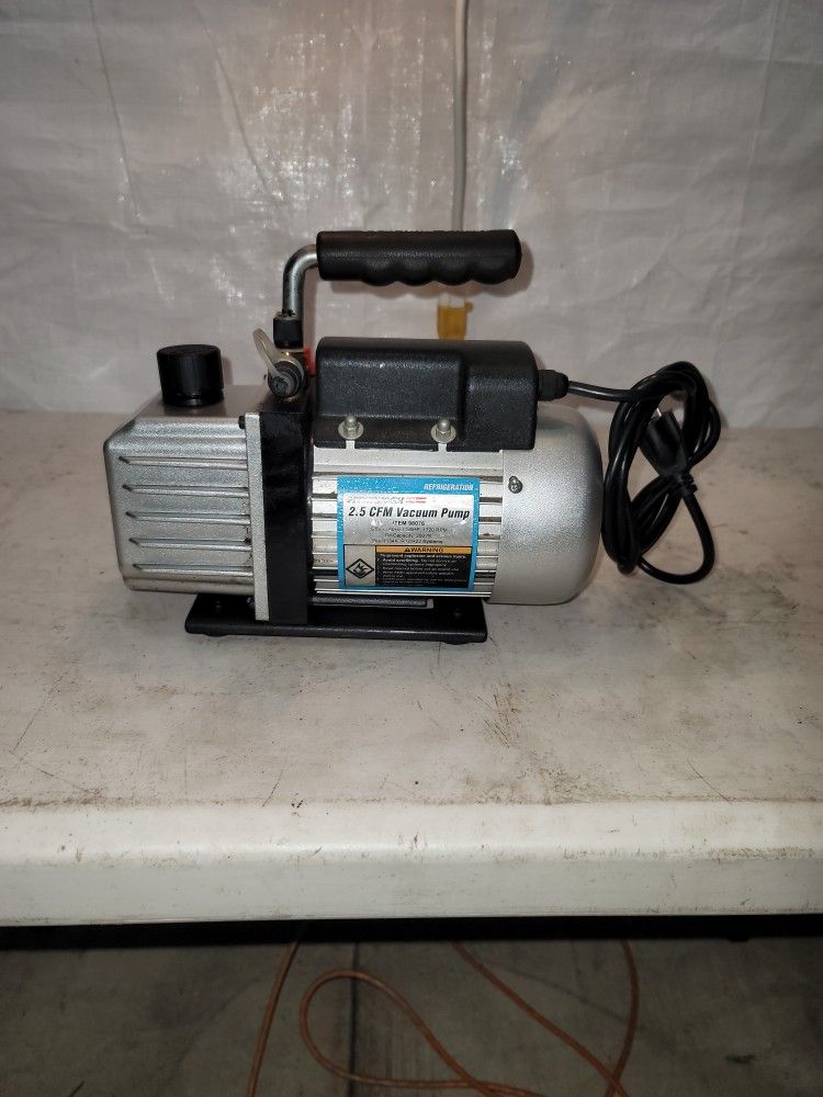Pittsburgh 2.5 CFM vacuum Pump for Sale in Buena Park, CA OfferUp