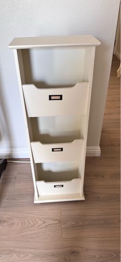 White 3 Pocket Organizer