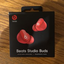 Beats Studio Buds