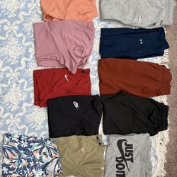 Women’s Clothes 