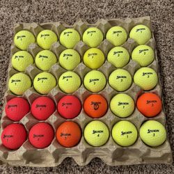 30 Srixon golf balls in great condition