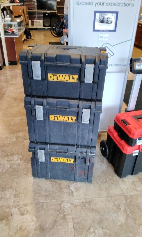 Dewalt 3 Case Toolbox ($135)