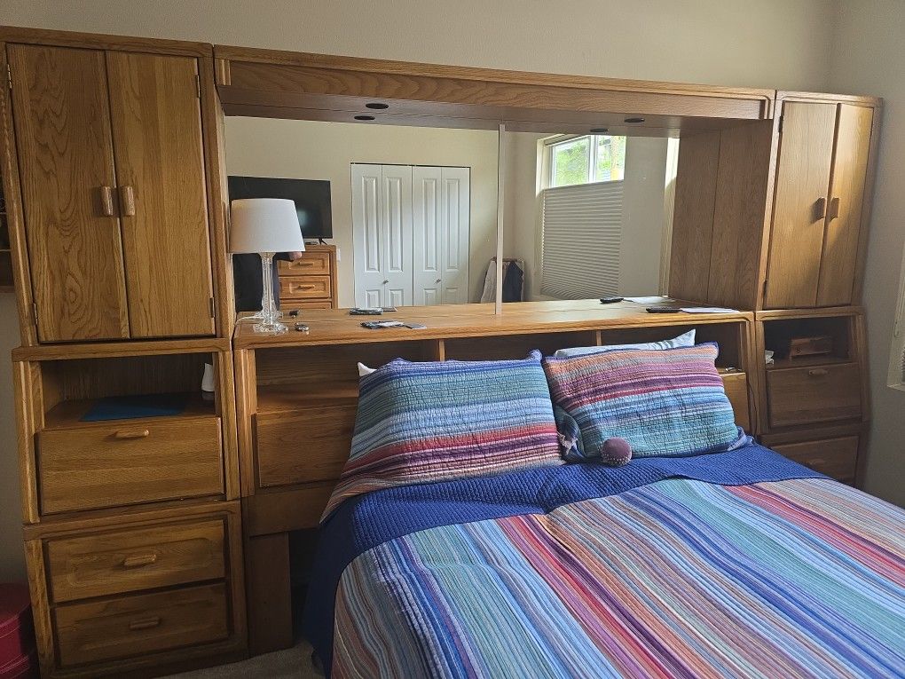 Bedroom Set Solid Oak