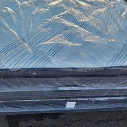 Brand New Queen Size Pillowtop Mattress Included Box Spring Free Delivery 