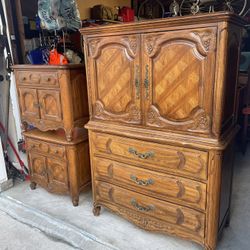 Thomasville Dresser Set 