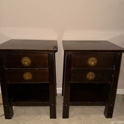 FREE – 2 Nightstands / Side Tables 