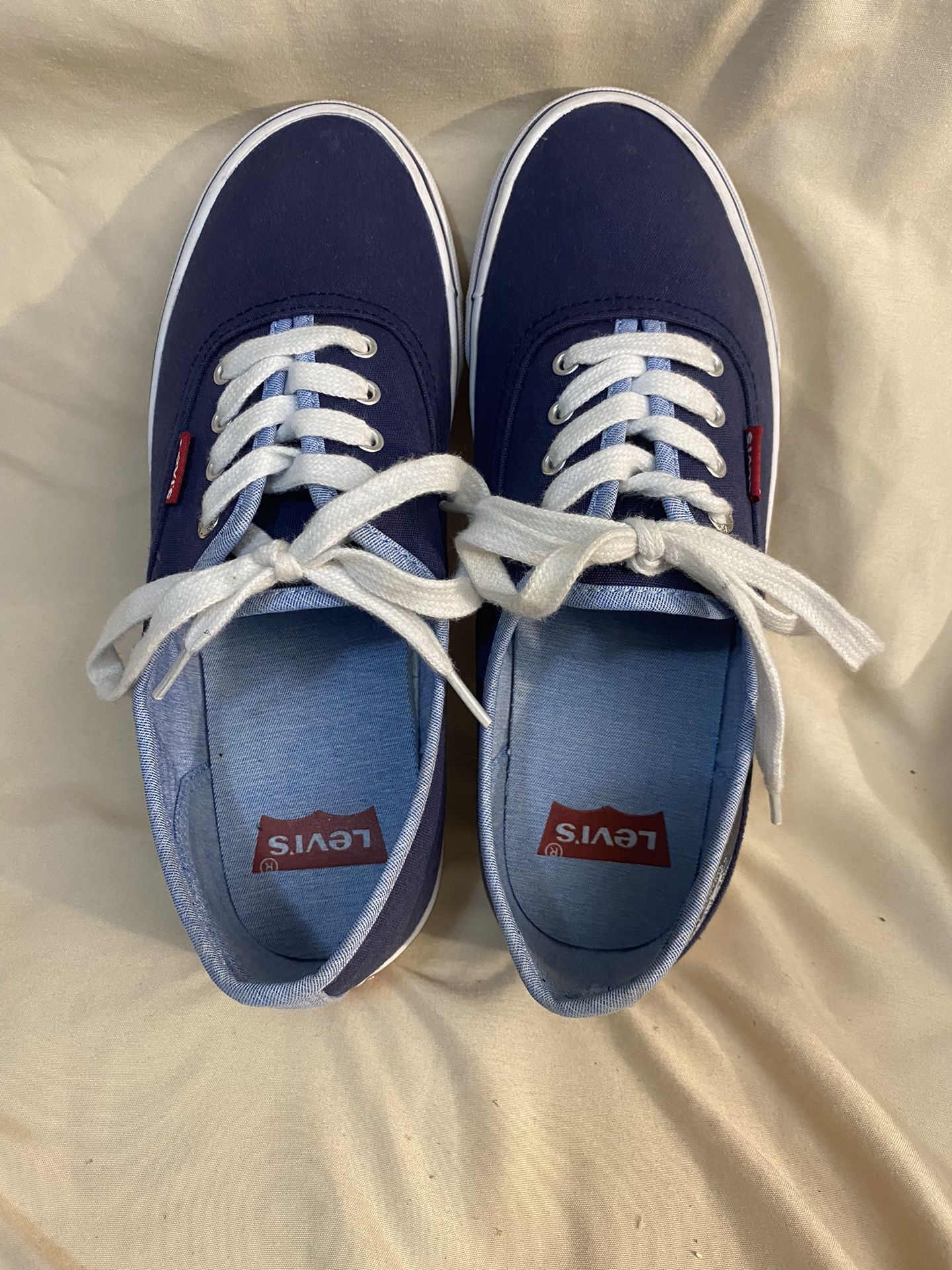 Levi’s Women Tennis Shoes