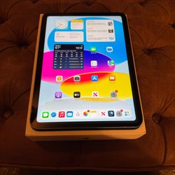 iPad A16 2025 model Blue 128gb WiFi + Cellular brand new 11”