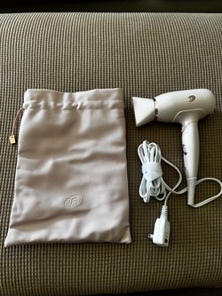 T3 Travel hair dryer / almost new / no box