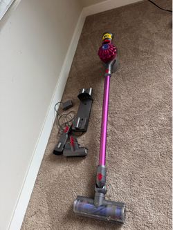 Dyson V7 vacuum
