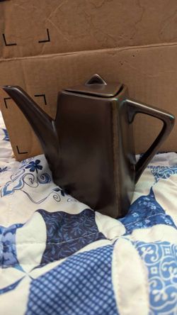Vintage Designpac Triangular Ceramic Teapot 