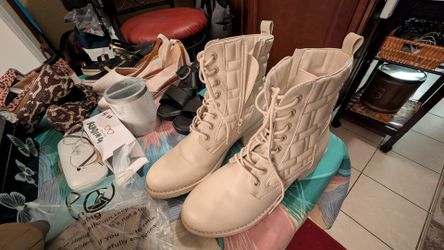 Women's footwear size 9 & 9.5
