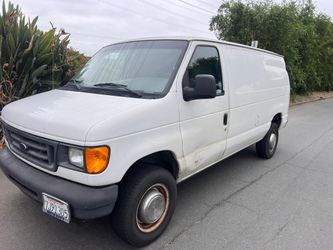 2004 Ford E-250