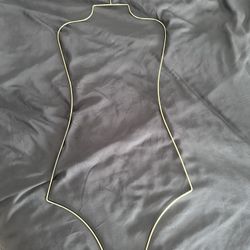 10 Gold Body Shape Hangers