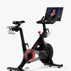 Peloton Bike (with Bike Mat)