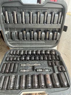 Drive impact socket set